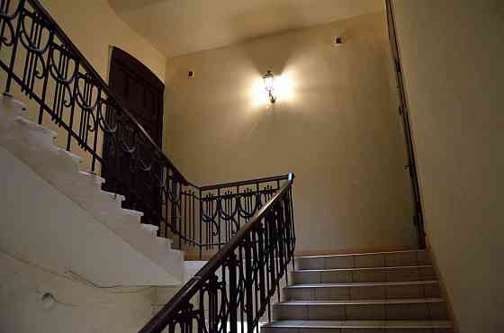 5-ти ком. кв-ра . Б. Арнаутская Одеса