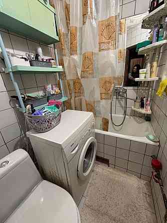 Оренда Квартира 1-кімнатна, 3/9 поверх на Слободская, 4а Киев