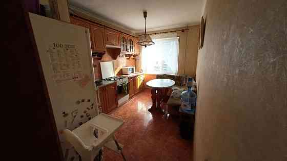 Продаж Квартира 3-кімнатна, 9/9 поверх на Варненская улица, 23 Одесса