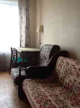 Оренда Квартира 3-кімнатна, 5/9 поверх на ул. Радужная, 3-б Київ