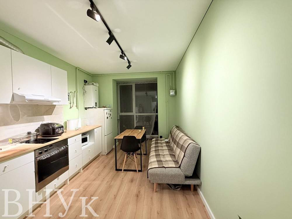 Продаж Квартира 1-кімнатна, 9/9 поверх на Івасюка Luts'k - photo 1
