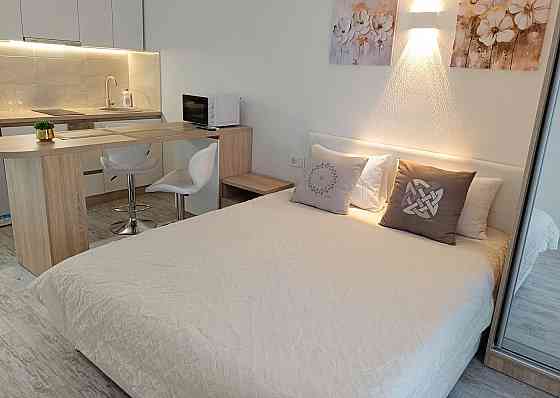 Продаж Квартира 3-кімнатна, 13/25 поверх на Польова вул., д. 73 Kiev