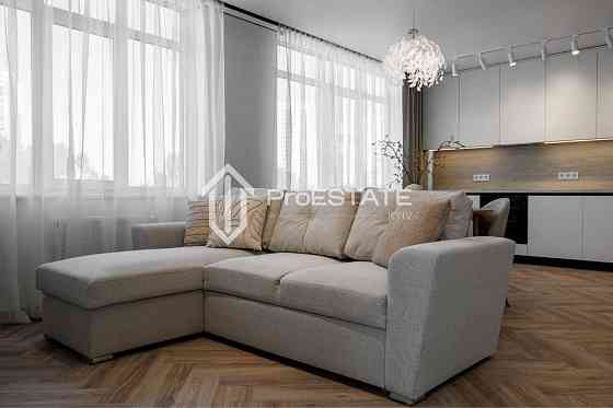 Продаж Квартира 2-кімнатна, 6/21 поверх на вул. Чернігівська Київ