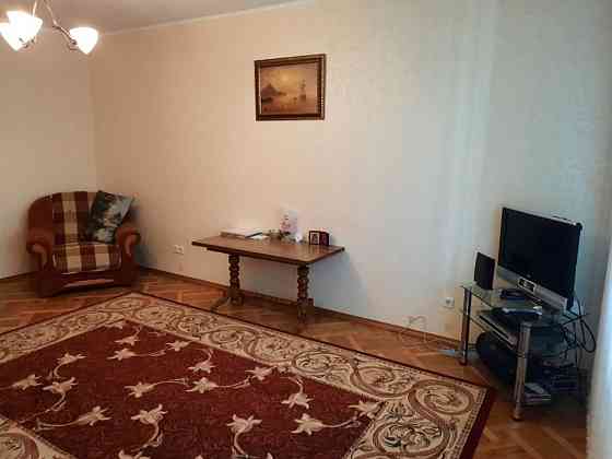 Оренда Квартира 2-кімнатна, 5/12 поверх на ул. Бориса Гмыри, 1 Київ