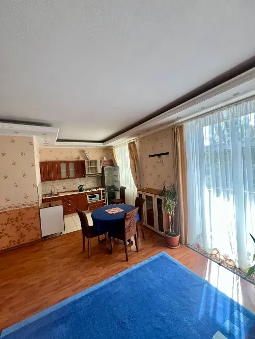 Аренда 3к Квартира 74 кв.м Білоруська 32 Киев - изображение 1