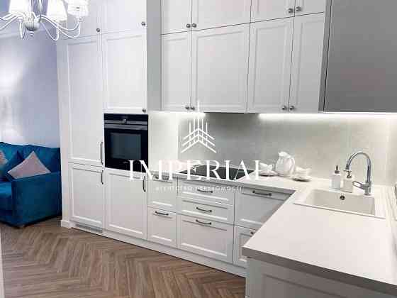 Продаж 1к Квартира 40.5 кв.м Каховська вул. Киев