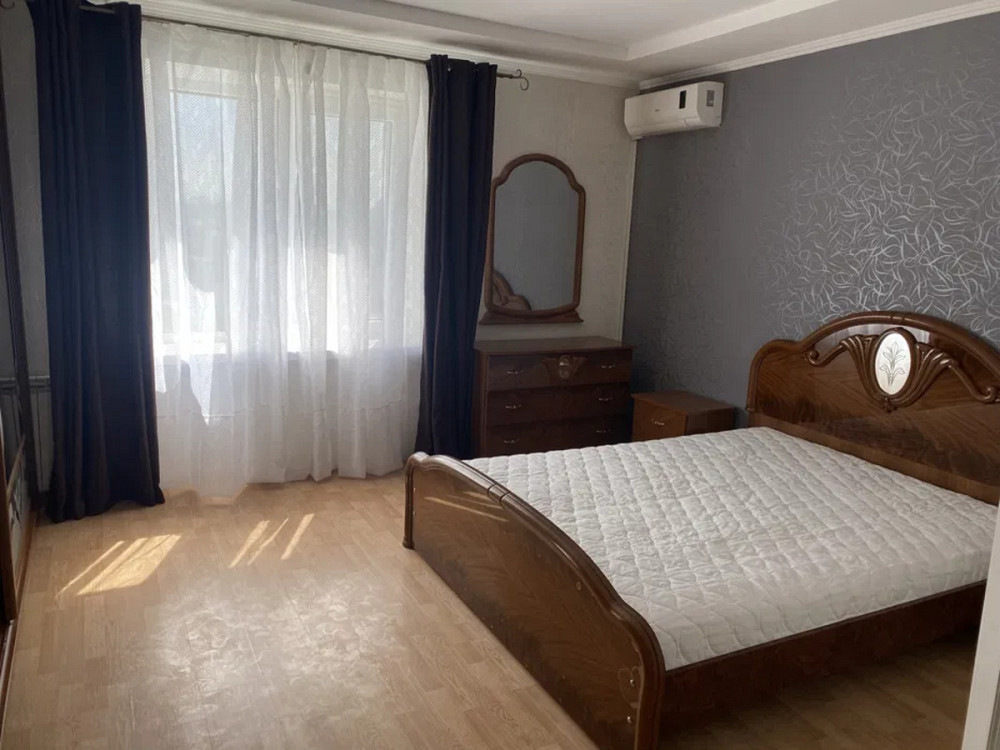 Оренда Квартира 1-кімнатна, 16/16 поверх на Левка Лукяненка вул. (Маршала Тимошенка) Киев - изображение 1