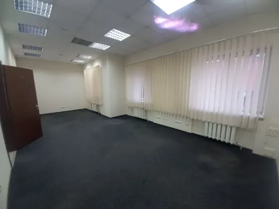 Здається Офісні приміщення площа 82 кв.м Дніпро вул. Глінки Дніпро