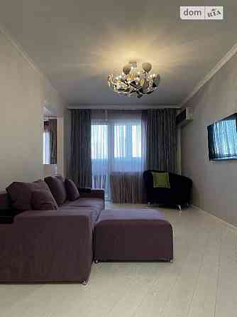 Оренда Квартира 3-кімнатна, 11/22 поверх на ул. Урловская Kiev