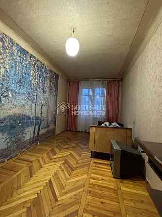 Продаж Квартира 3-кімнатна, 9/9 поверх на вул. Лева Ландау Харків