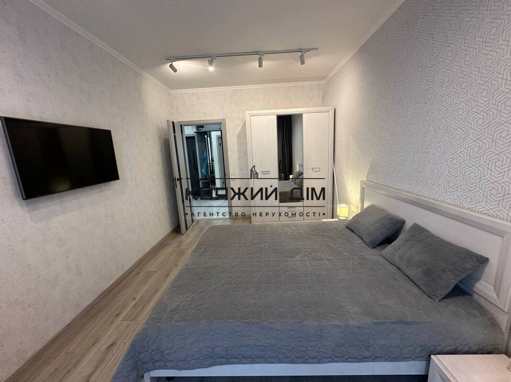 Оренда Квартира 1-кімнатна, 14/25 поверх на Ревуцького Киев - изображение 1