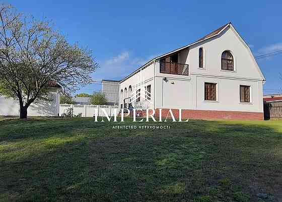 Продаж 2-поверховий Будинок з ділянкою 30 сот 220 кв.м 4 кімн. на Володимирська вул. Bilohorodka