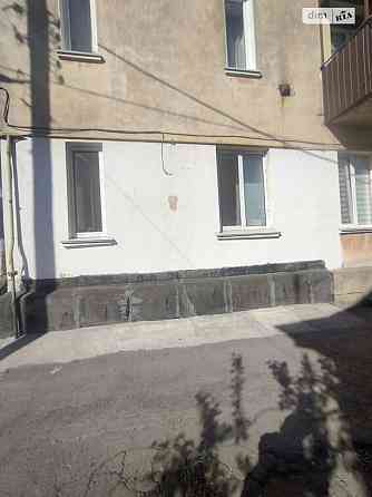 Продаж Квартира 2-кімнатна, 1/2 поверх на Пирогова, 86 Вінниця