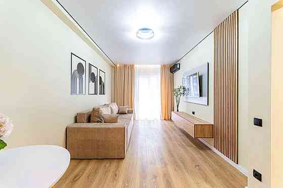 Продаж Квартира 1-кімнатна, 12/21 поверх на Максимовича Михайла вул., д. 24 Kiev