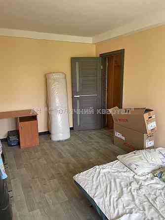 Продаж Будинок 2-кімнатний на Оболонський пр-т, 7Б Kiev