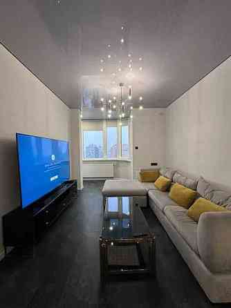 Продаж Квартира 2-кімнатна, 14/21 поверх на Лабораторна вул., д. 6 Київ