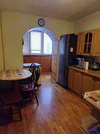 Оренда Квартира 2-кімнатна, 13/16 поверх на пр-т Григоренка, 33/44 Киев