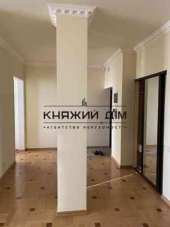 Оренда Квартира 2-кімнатна, 6/9 поверх на Щекавицкая ул. Киев