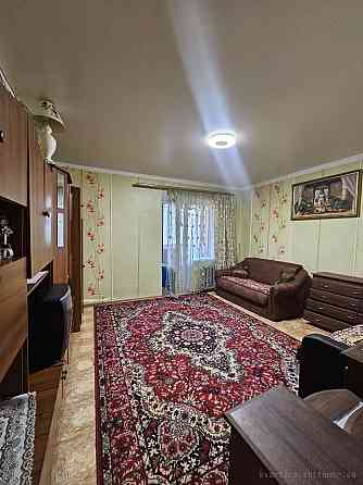 Продаж Квартира 3-кімнатна, 1/4 поверх на Озерне Zhytomyr