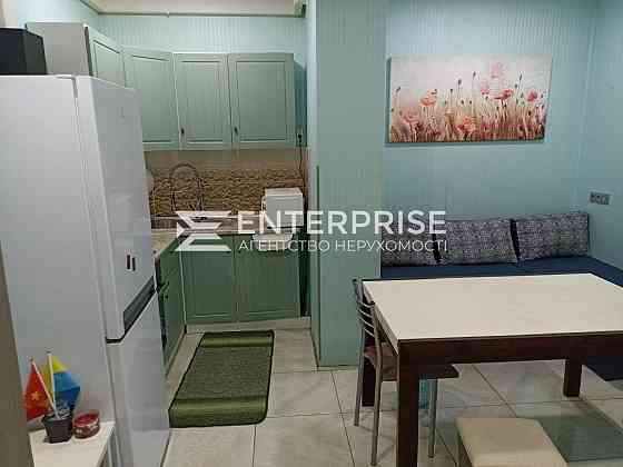 Продаж 2к Квартира 51.6 кв.м Полевая вул. Kiev