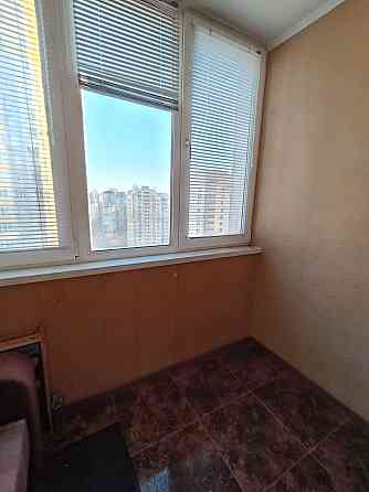 Продаж Квартира 1-кімнатна, 17/22 поверх на Пчілки Олени вул., д. 4 Київ