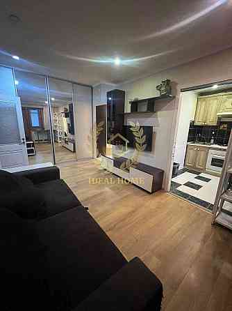 Продаж Квартира 2-кімнатна на Леонида Каденюка пр-т, 13Б Kiev