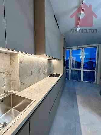 Продаж Квартира 2-кімнатна, 5/8 поверх на Перемоги Ужгород