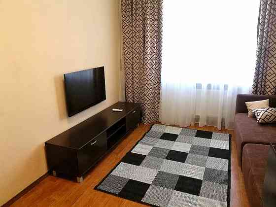 Оренда Квартира 1-кімнатна, 18/24 поверх на Софії Русової, 1 Киев