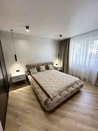 Продаж Квартира 3-кімнатна, 2/25 поверх на Генуэзская ул. Одеса