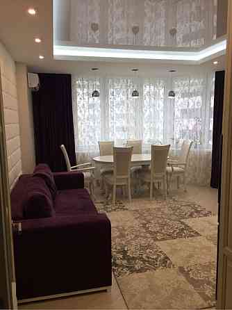 Продаж Квартира 4-кімнатна, 20/24 поверх на Драгоманова, 4а Kiev