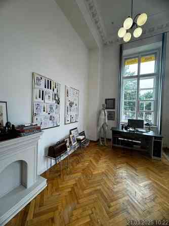 Оренда приміщення вільного призначення на вул. Галицька приміщень - 4, поверх - 2 L'viv