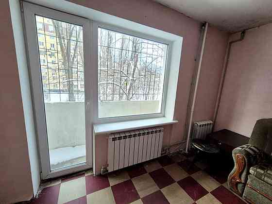 Оренда Квартира 1-кімнатна, 2/9 поверх на Березинская ул., 33 Дніпро