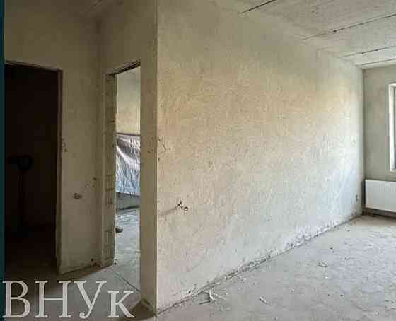 Продаж Квартира 1-кімнатна, 3/5 поверх на Єнківська Uzhhorod