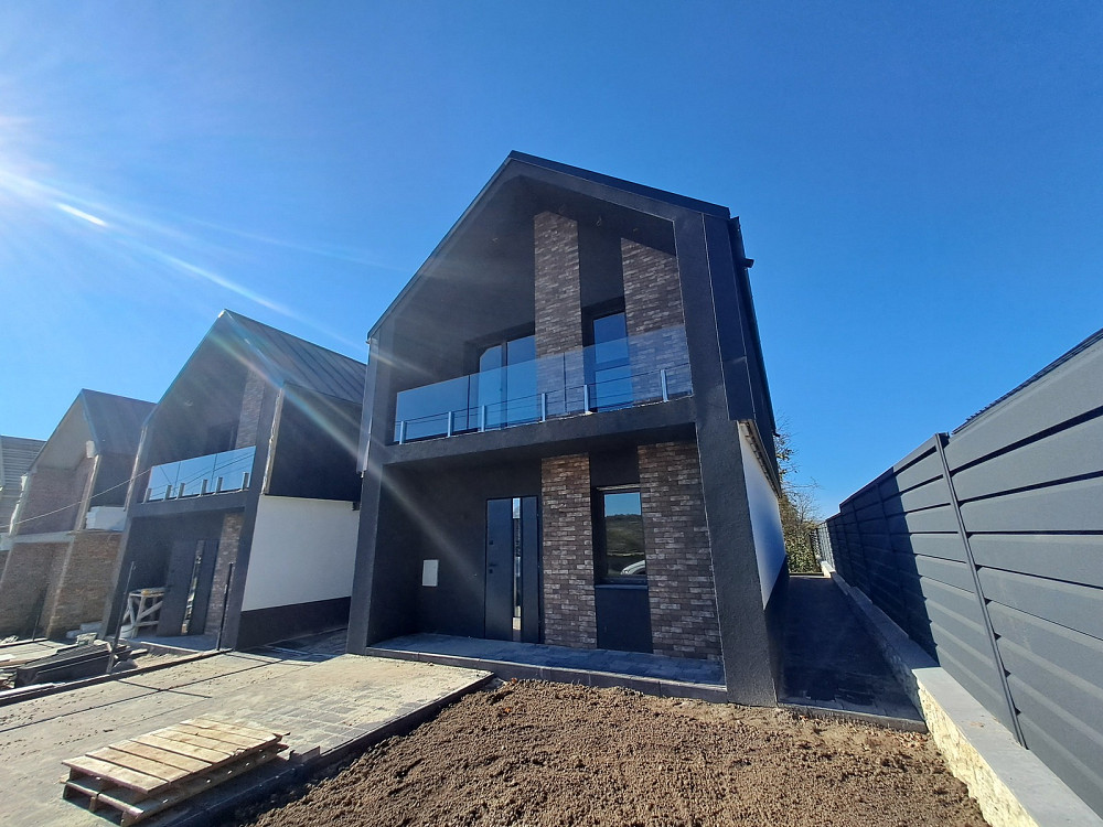 Продається сучасний будинок 90м2 і ділянкою 2 сот у Білі  - фото 2