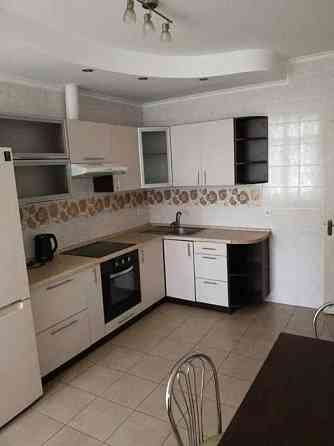 Оренда Квартира 1-кімнатна, 8/24 поверх на ул. Анны Ахматовой, 32/18 Kiev