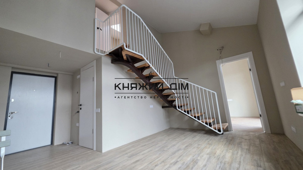 Продаж Квартира 3-кімнатна, 5/5 поверх на Тираспольская ул. Киев - изображение 1