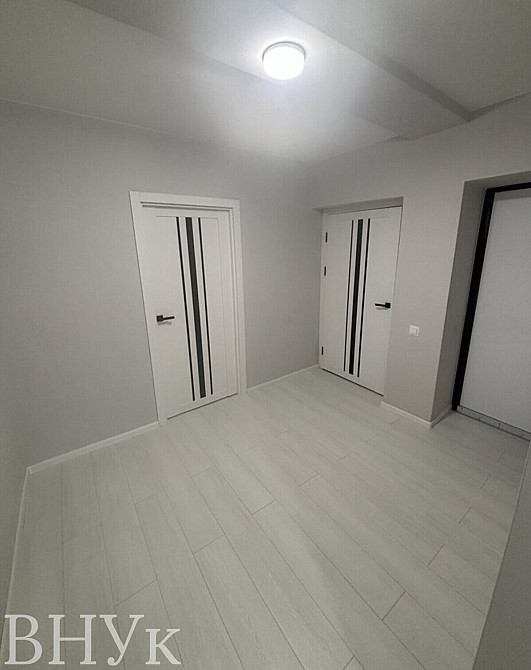 Продаж Квартира 3-кімнатна, 1/5 поверх на Комарова Чернівці - фото 7