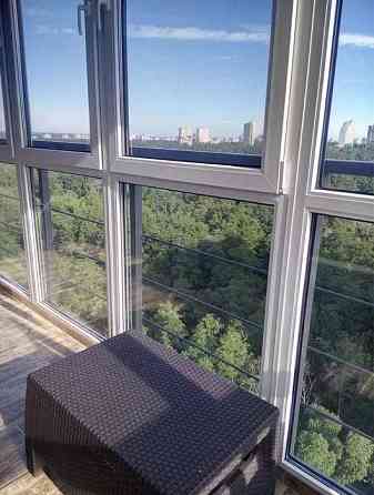 Оренда Квартира 3-кімнатна, 15/16 поверх на ул. Анатолия Петрицкого Киев