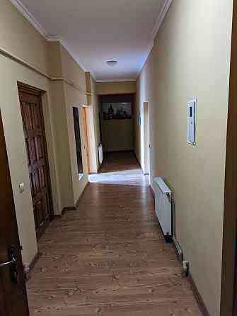 Продаж Квартира 6-кімнатна, 3/3 поверх на вул. Матейки Ivano-Frankivs'k