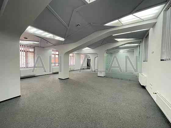 Оренда офісне приміщення на Хрещатик вул., 19 приміщень - 4, поверх - 1/4 Київ