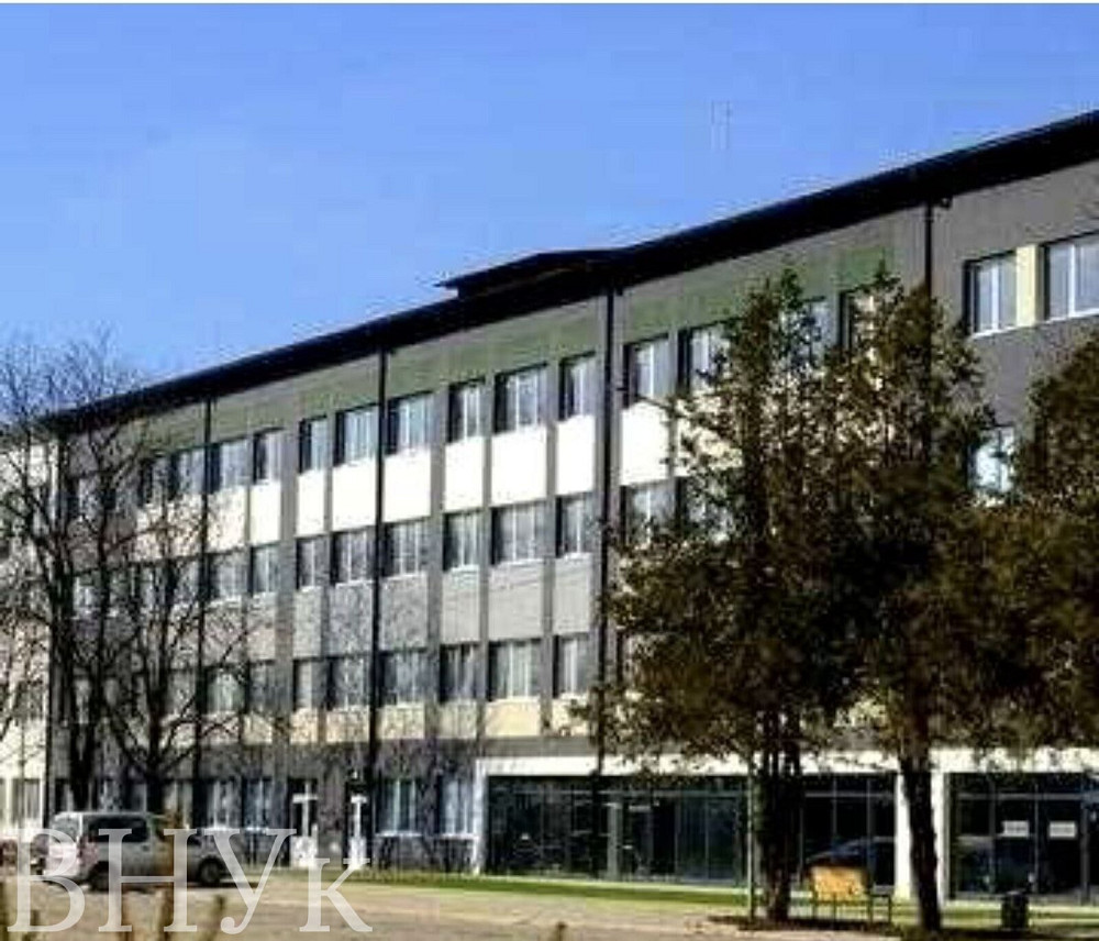 Продаж Квартира 1-кімнатна, 2/4 поверх на Сергія Мартина Ужгород - изображение 1