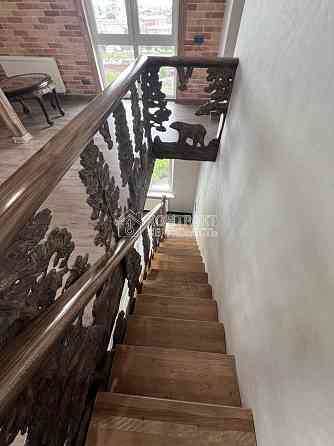 Продаж Квартира 3-кімнатна, 9/9 поверх на вул. Ярославська Харьков