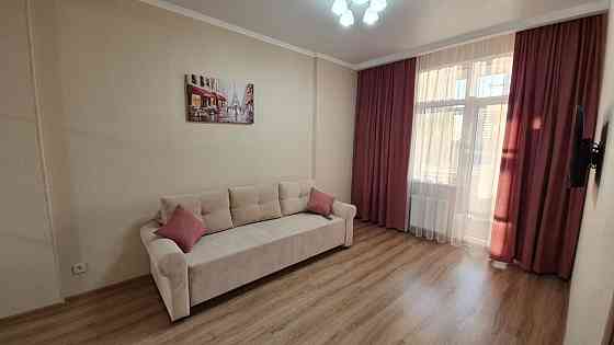 Оренда Квартира 1-кімнатна, 1/19 поверх на Жемчужная ул., 1а Одеса