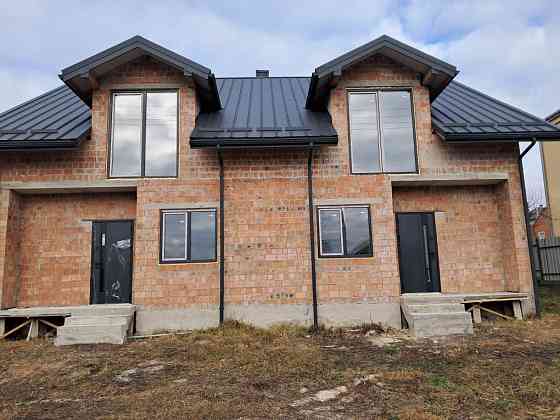 Продаж Будинок 5-кімнатний на вул. Хоткевича Городок