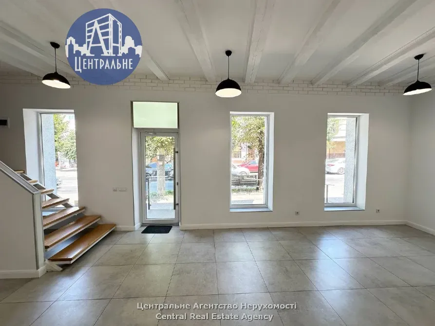 Продаж Окрема будівля / частина будівлі площа 170 кв.м на Героїв Майдану 66 Чернівці - фото 5