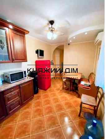 Оренда Квартира 2-кімнатна, 12/17 поверх на Маршала Тимошенко ул./Левка Лукьяненко ул. Киев