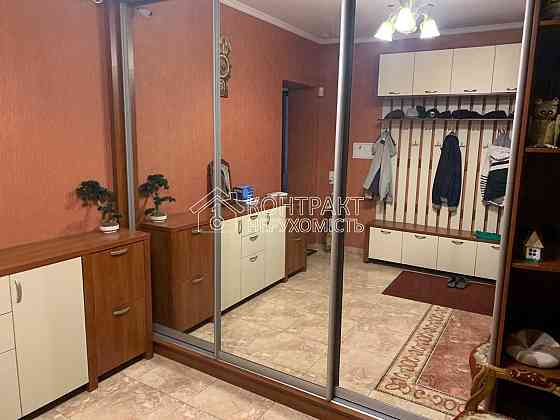 Продаж Будинок 10-кімнатний на вул. Європейська Kharkiv