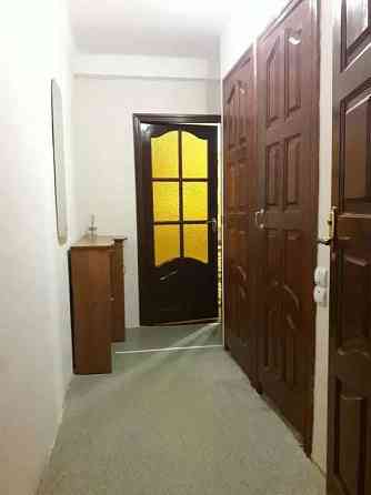 Оренда Квартира 2-кімнатна, 2/5 поверх на ул. Строителей Київ