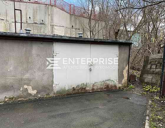 Продаж приміщення вільного призначення на вул. Гончара Олеся Київ