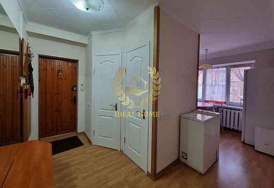 Продаж Квартира 2-кімнатна на Кирилло-Мефодиевская ул., 15 Киев